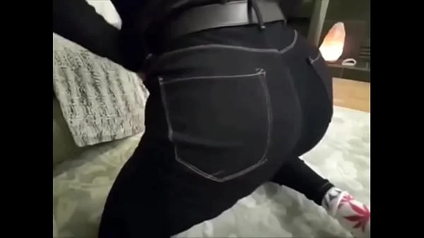 Big asses twerking comp 3