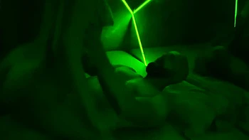 la belle nephael baisée dans une alcove