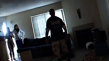 Cheating GF caught going lesbo and eating on camera