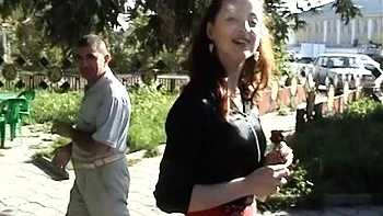 Sex lovers attempt of bathroom fuck