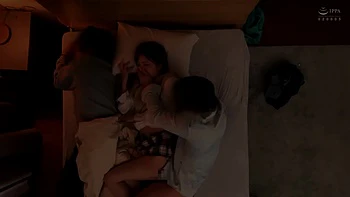 0011995_Eカップ 着衣 巨乳などが含まれている