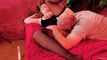 Moaning Milf Fisted So Hard Til Moan And Huge Orgasms With Arya Grander