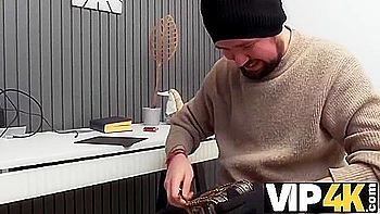 Next Room Dirt With Alice Klay