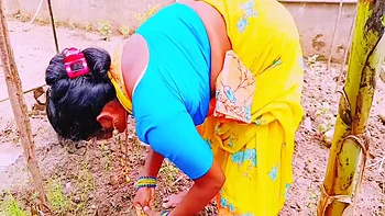 Villege Outdoor. Beautiful Big Boobs Village Maid Fucking With Land Owner. Telugu Dirty Talks