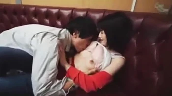 07096,Beautiful woman's lewd appearance