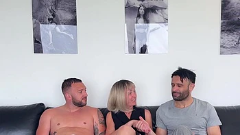 Threesomes have no secrets for Trixy! - Jacquie et Michel TV