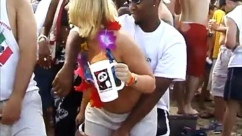 Hot chicks reveal their amazing tits: Big Tits, Amateur  Outdoor Porn