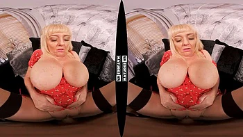 Wendy Read: Blowjob, Doggy  Handjob VR Porn