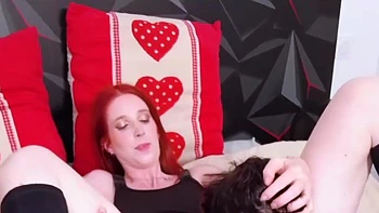 La Poutre and Irina celebrate their success - Jacquie et Michel TV