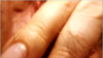 Milf Playing Pussy And Clitoris (extreme Close Up) - .1