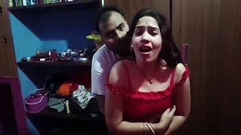 Horny Indian Desi Girlfriend Kissing And Fucking Hard By Her Boyfriend