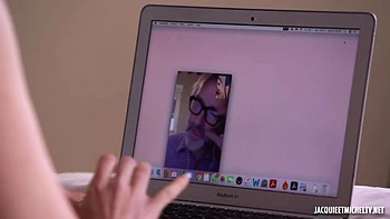 Alicia, 32 years old, from Nantes! - Jacquie et Michel TV