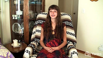 Willow Enjoys Her Bushy Muff - Full 4K Remaster