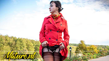 Voyeuristic Wanilianna Masturbates Herself After Going Outside for a Walk