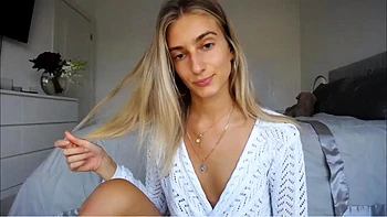 Cam show: Doggy, Cowgirl  Babe Porn