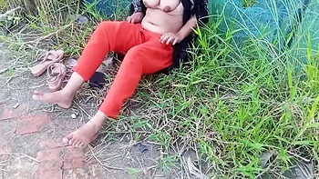 Bangladeshi Park Sex Video In September 2025