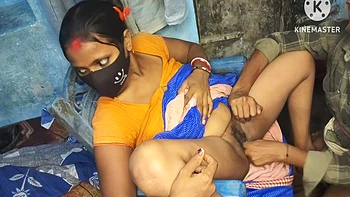 Dehati Gaon Ki Bhabhi Ne Up Ke Ladke Se Chudai Karvai