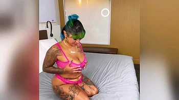 Spanish Barbiie Pov Linked Up To Squirts Osome Dick - Flightlifexxx