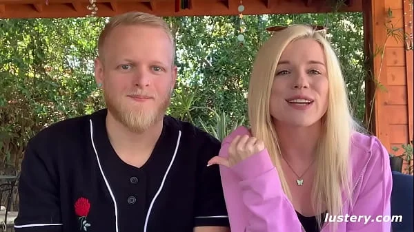 Lustery Submission #594: Nikki & Randy - Swipe Right