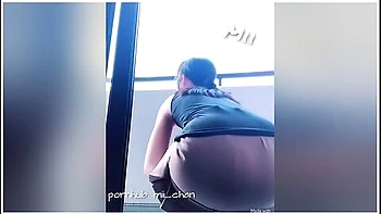 [masturbation Record] While Worrying About The Surroundings,rub My Pussy On The Balcony Outdoor