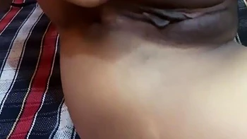 Dirty Talk And Finger To Finger With Your Boyfriend On Call!