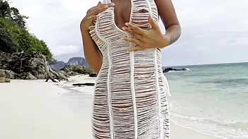 Monika Fox Swims In Sea And Fucks Pussy With A Big Dildo On A