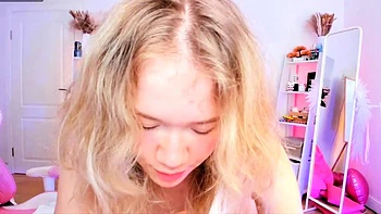 Blonde natural big titted babe solo play