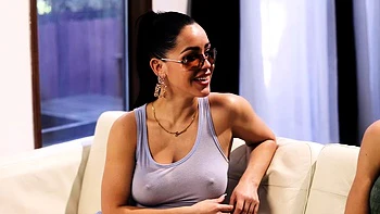 SheSeducedMe-A Decent Proposal