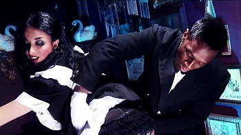 Servant gets double ficked in interracial scene