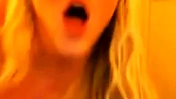 Blonde Amateur Takes a Facial on Webcam