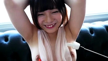 Japanese teen finger fuck