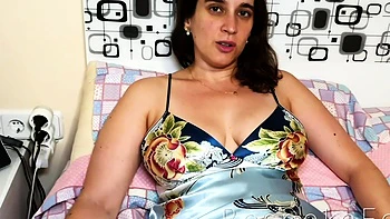 Maitresse Madelines solo foot fetish POV