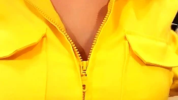 Nicole Marie Jean – April O’Neil (Video)