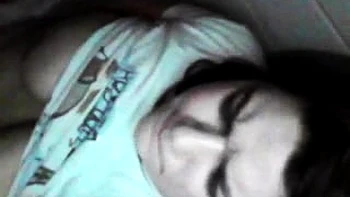 Amateur brunette double toying on webcam