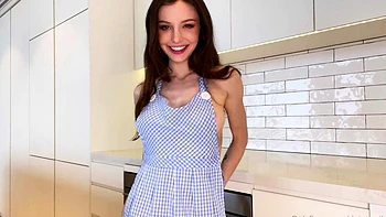 Dainty Wilder Nude Horny Housewife Dildo Riding Video