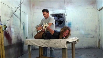 Amateur fetish big booty bitch riding with her bum