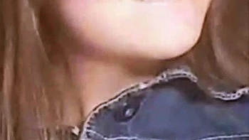 Brunette Solo Webcam Masturbation