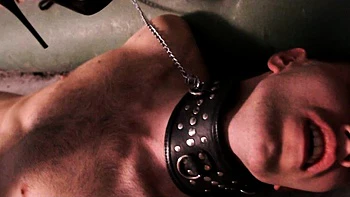 Cfnm femdom fetish hottie