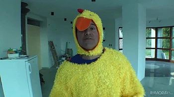 18-Year-Old Mary Monroe Gets An Anal Creampie in POV