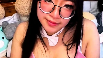 Cute Asian Chubby Teen Wild Dildo Masturbation