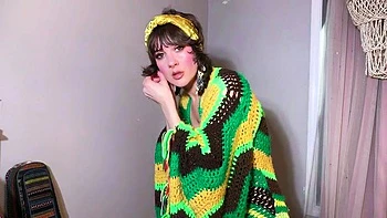 Brunette Solo Webcam Masturbation