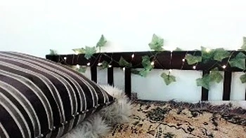 Amateur webcam babe showing her sexual goods