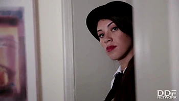 Fetish Fuck Buddies: Brunette Babes get Kinky