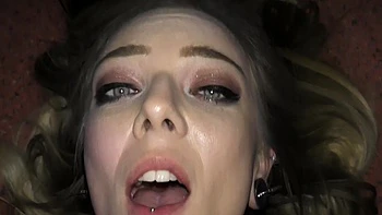 Blonde woman Anna Lee makes a deep blowjob for her boyfriend