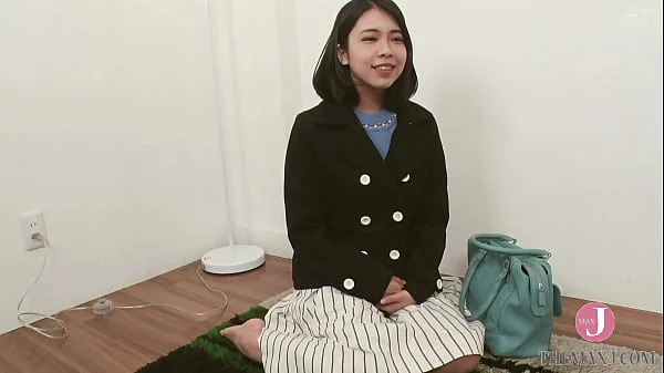 A sensitive girl from the swim team whose pussy gets wet easily! In the interview alone, she's got a lot of juices, and she can't stop herself from squirting climax with a full-body caress! Fuuka - Intro