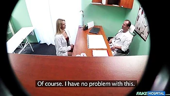 Aesthetic blonde Gauge Cute feels a doctor's cock deep in her hole