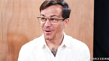 Pretty skinny high-heeled babe Ryan Reid screwed by judge