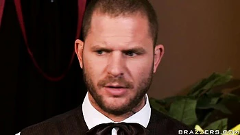 Fake-boobed brunette Diana Prince nicely penetrated by massive dick