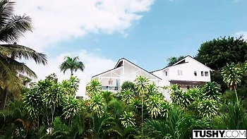 Gorgeous outdoor anal fuck with a young ebony Nicole Kitt