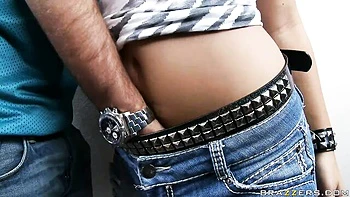 Aesthetic anal fuck in the doggy style with a hot blonde Kaycee Brooks